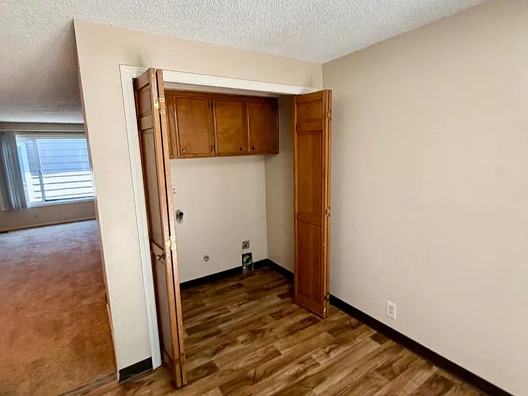 1245 Baxter Rd SE — Photo 6