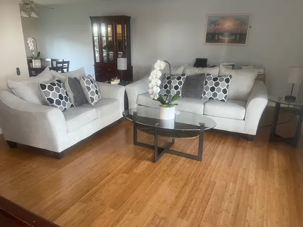 1004 SE 8th St APT 202, Cape Coral, FL 33990