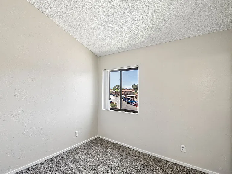 Ventura Villas — Photo 39