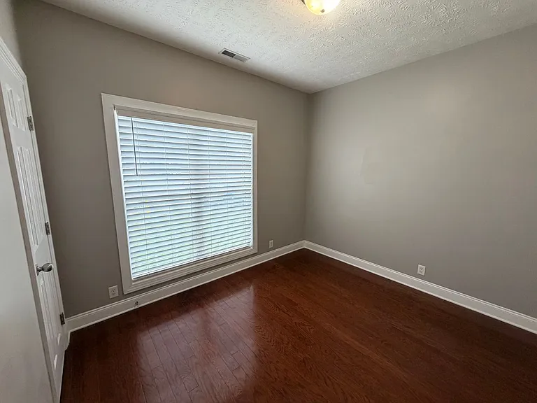 4517 Hammock Dr — Photo 19