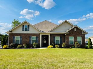 205 Dinner Tree Sq, Huntsville, AL 35811