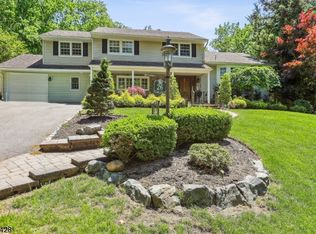 26 Kathleen Ct, Wayne, NJ