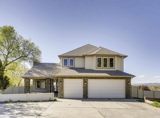 6841 Oberon Rd, Arvada, CO 80004