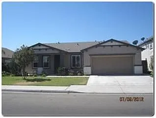5123 W University Ave photo 1