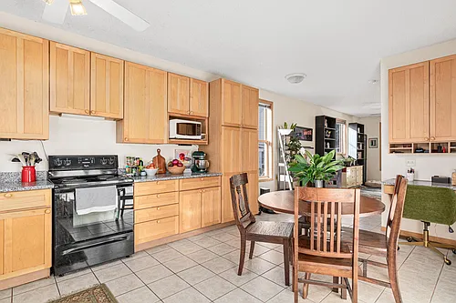 1012 Burgess St Photo 1