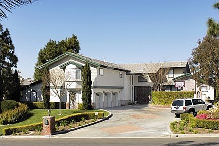 1st image of 404 Loma Larga Dr