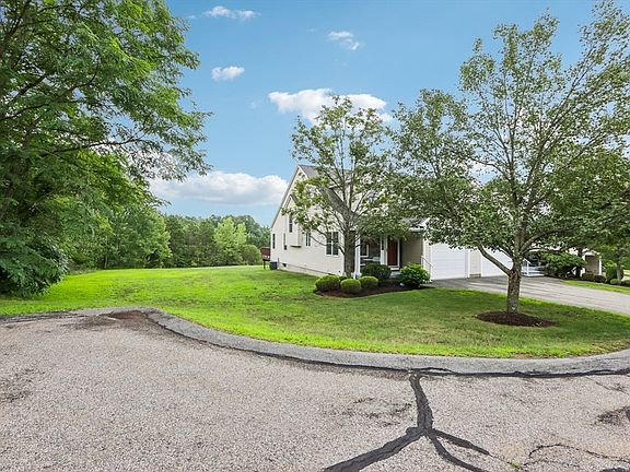 4th image of 36 Fox Run Rd Unit 36