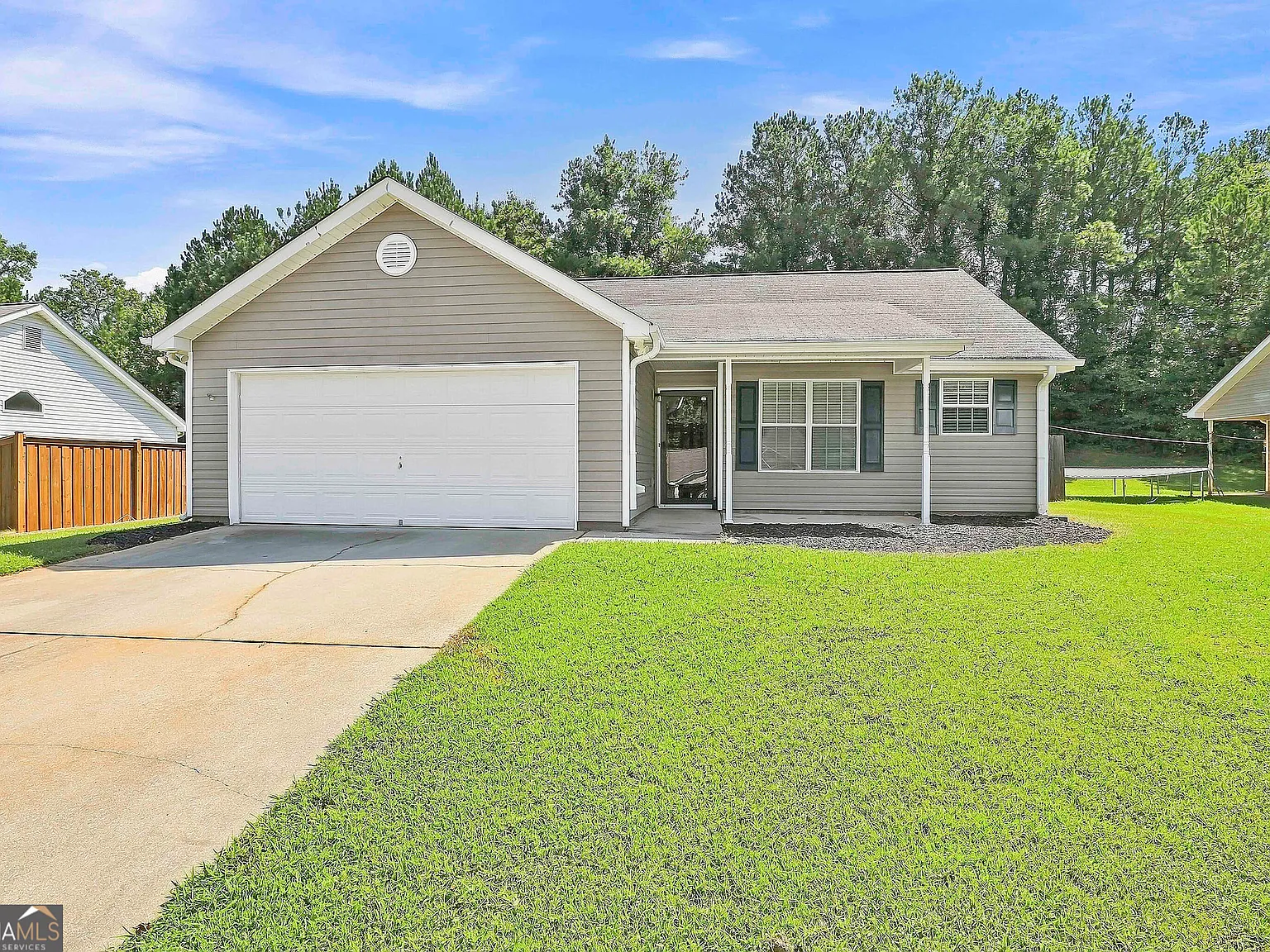 3 bed, 2.0 bath, 1112 sqft, $1,750 — Photo 1