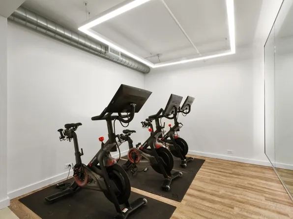 160 West 24th Street image 15 of 16