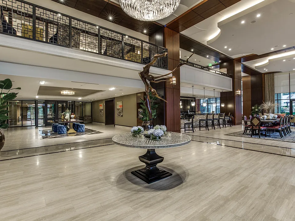 Hotel-Inspired Lobby