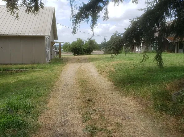 1910 Farmer Rd SE, Jefferson, OR 97352