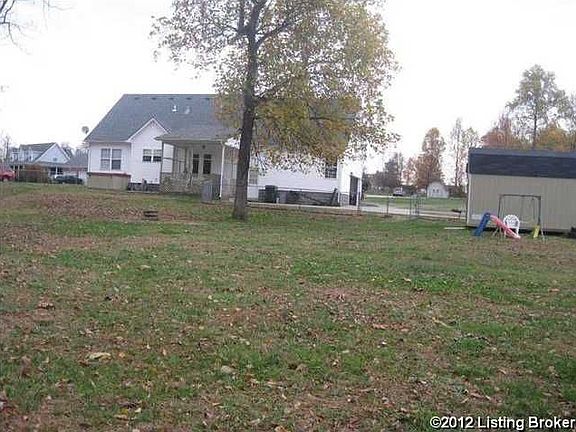 5th image of 251 Mill Falls St