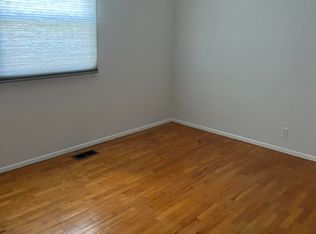 597 Birchwood St, Jackson, MI 49203