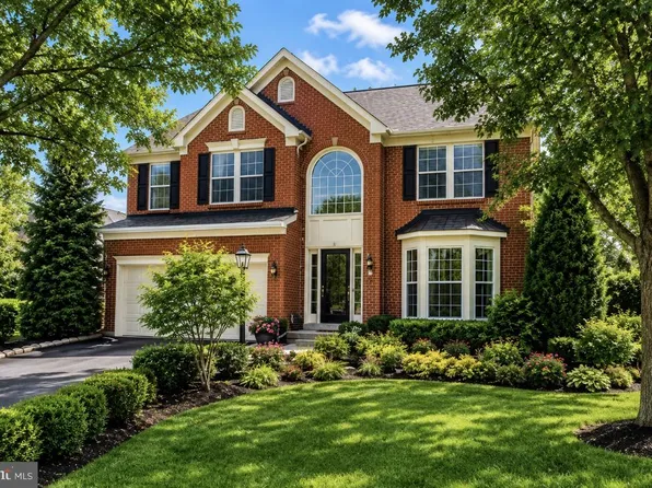 7651 Covewood Ct, Gainesville, VA 20155