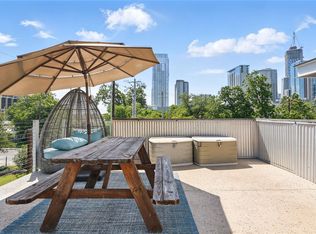 41 Waller St APT 301, Austin, TX 78702