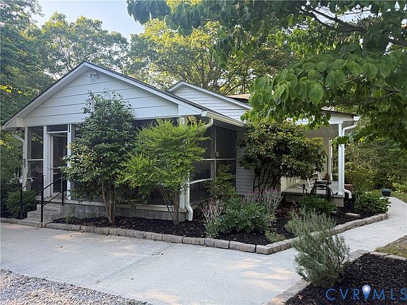 5th image of 13300 Taylor Dr