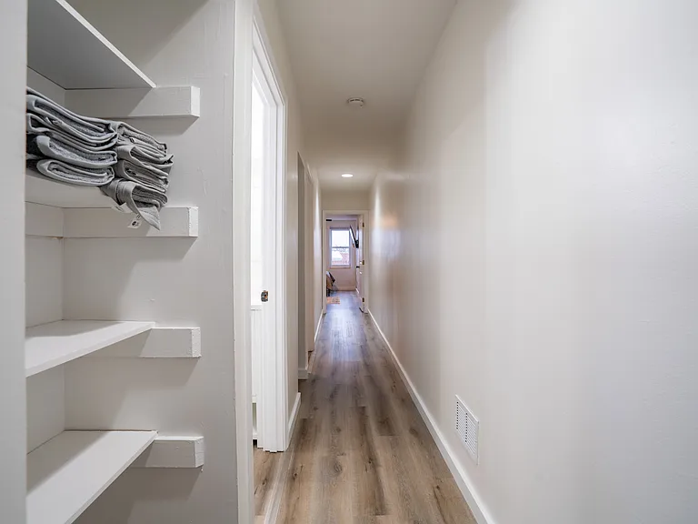 2237 Brookfield Ave — Photo 11