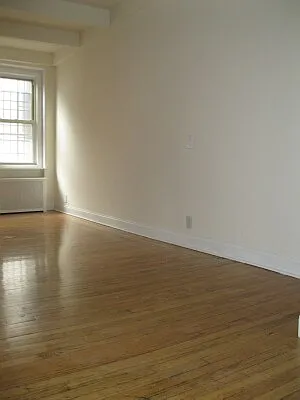 Rented by Tower Brokerage | media 19