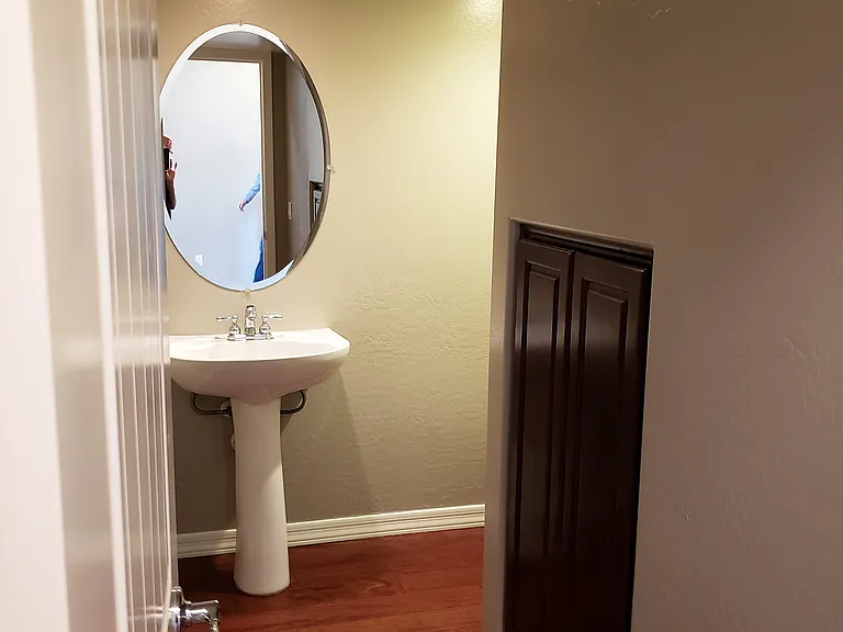 1415 S Newberry Ln — Photo 10