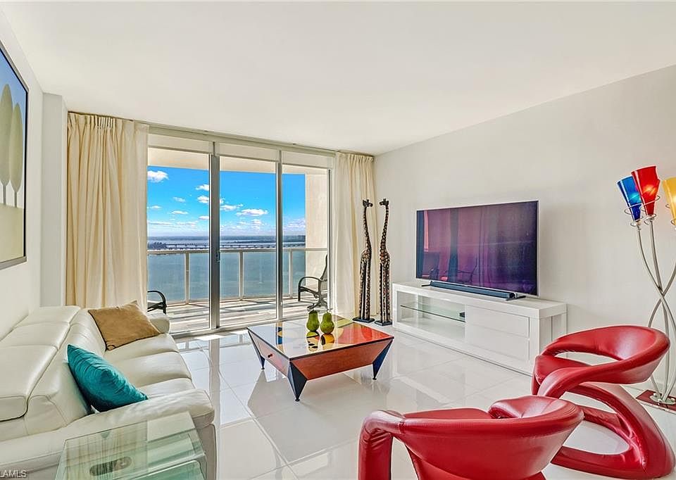 Home For Sale In Oasis