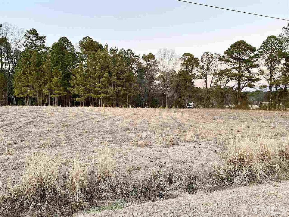 2nd image of Overhills Rd