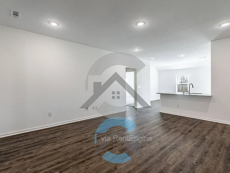 1155 Gallery Dr — Photo 2