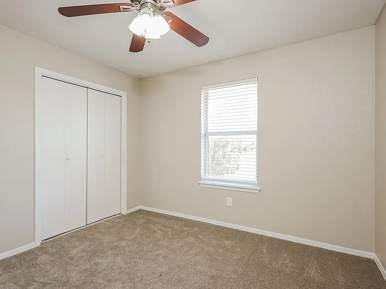 10117 S Land Ave — Photo 12