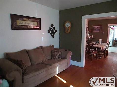 2nd image of 5221 Bonnell Ave