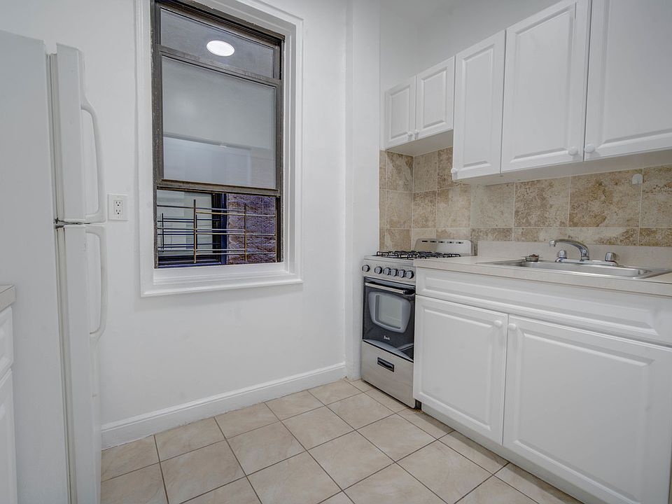1st image of 157 E 2nd St APT 2A
