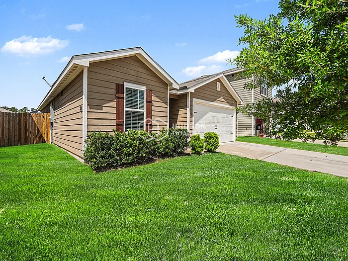 23022 Bellini Dr — Photo 3