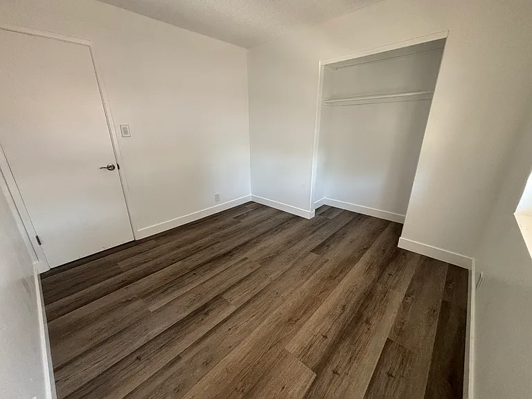2717 Entrada Cir — Photo 12