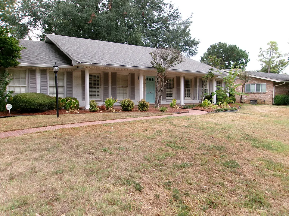 1819 Audubon Pl