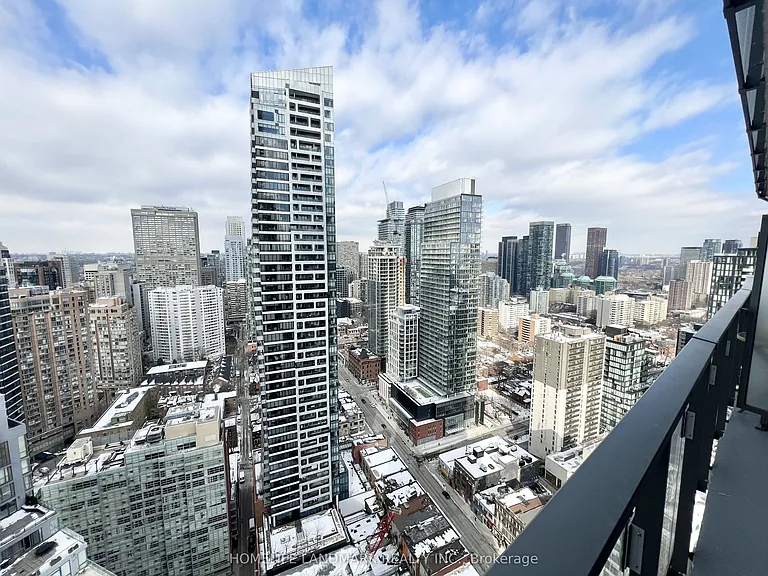 11 Wellesley St W #3410 — Photo 15