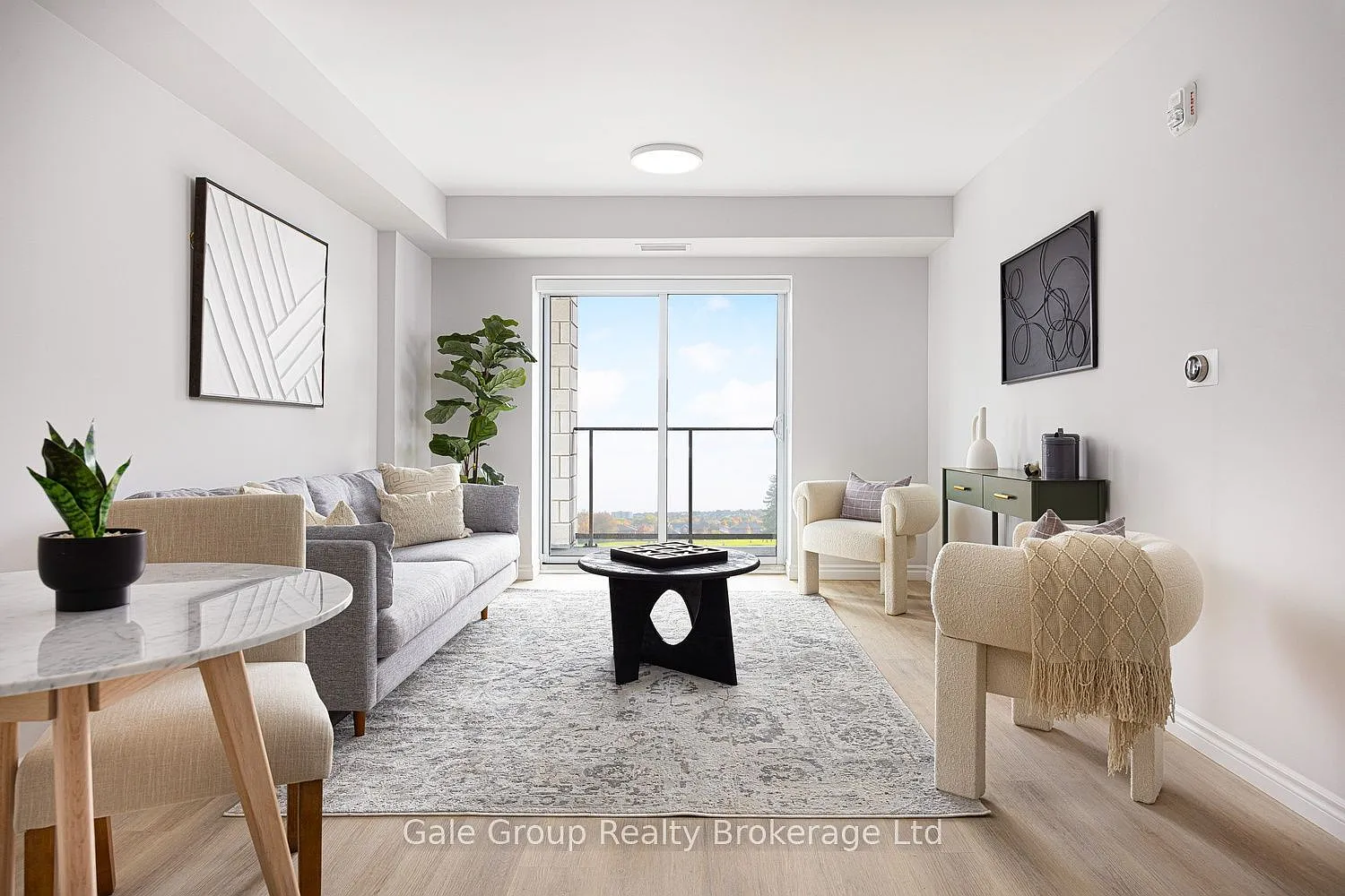 1 bed, $2,484 — Photo 4