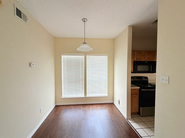 3001 Cedar St #114 — Photo 12
