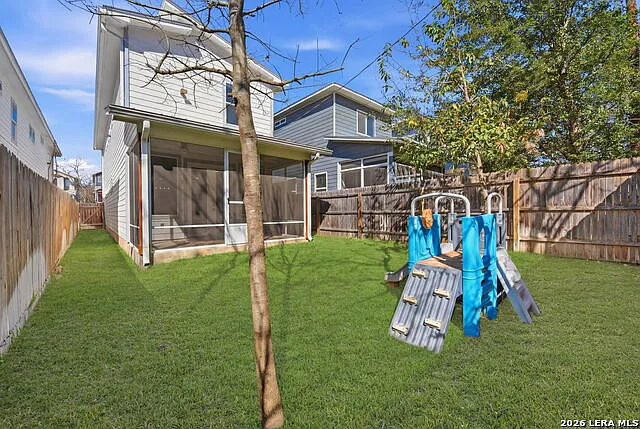 344 Claremont Ave — Photo 43
