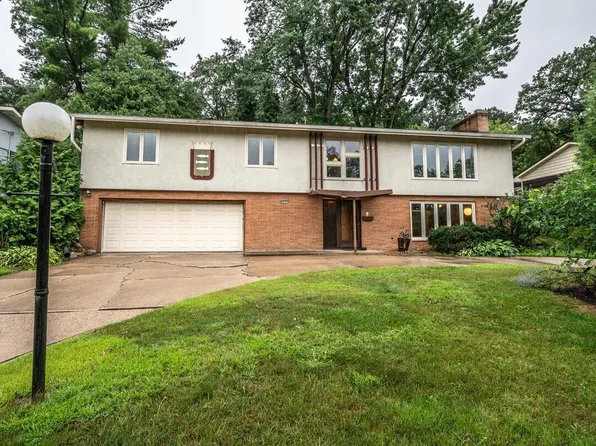 4525 W 129th St, Savage, MN 55378