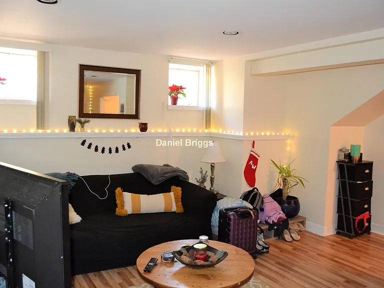 94 Pleasant St #1 — Photo 3