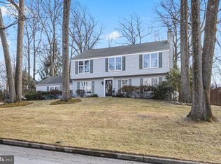 342 Colket Ln, Wayne, PA 19087