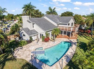 10110 SW 3rd St, Plantation, FL 33324