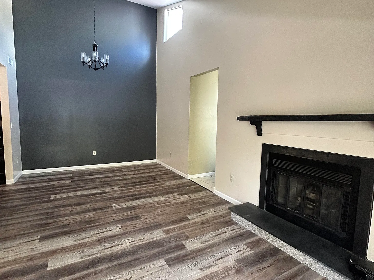 2 bed, 1026 sqft, $1,650 — Photo 4