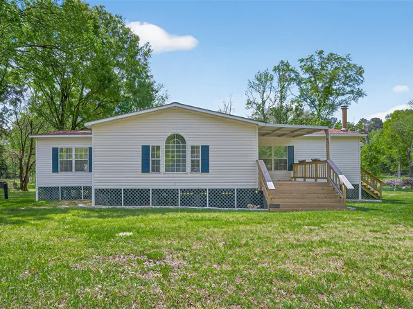 421 Dove Creek Dr, Coldspring, TX 77331