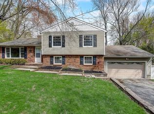 6 Indian Trl, Sparta, NJ 07871