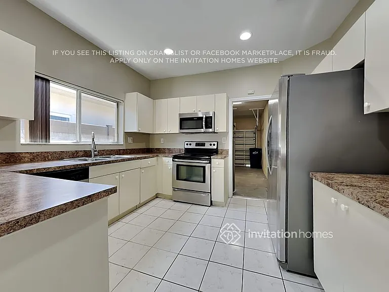 13614 SW 124th Avenue Rd — Photo 5