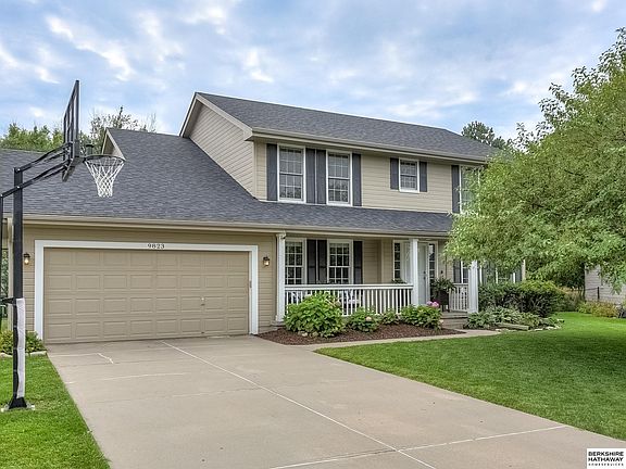 2nd image of 9823 Henry Cir