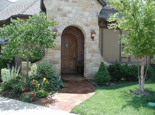 1120 Villas Creek Dr, Edmond, OK 73003