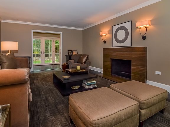 3rd image of 7 Beechwood Ln