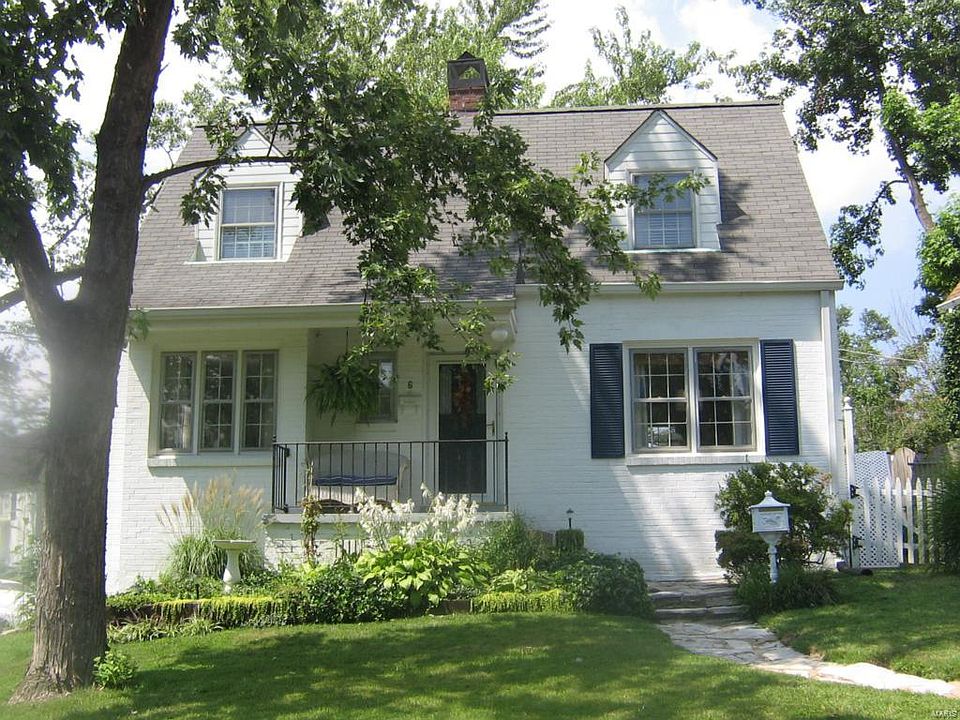 1st image of 6 Lakeview Dr