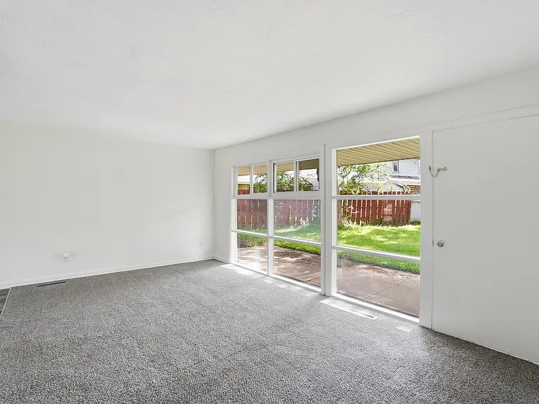 1665 Brentwood Dr #1663 — Photo 12