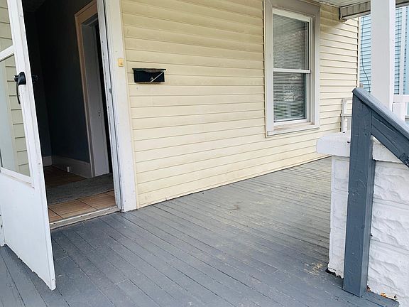2nd image of 193 Charles St